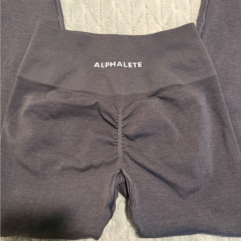 Alphalete Amplify Leggings - Picture 6 of 12